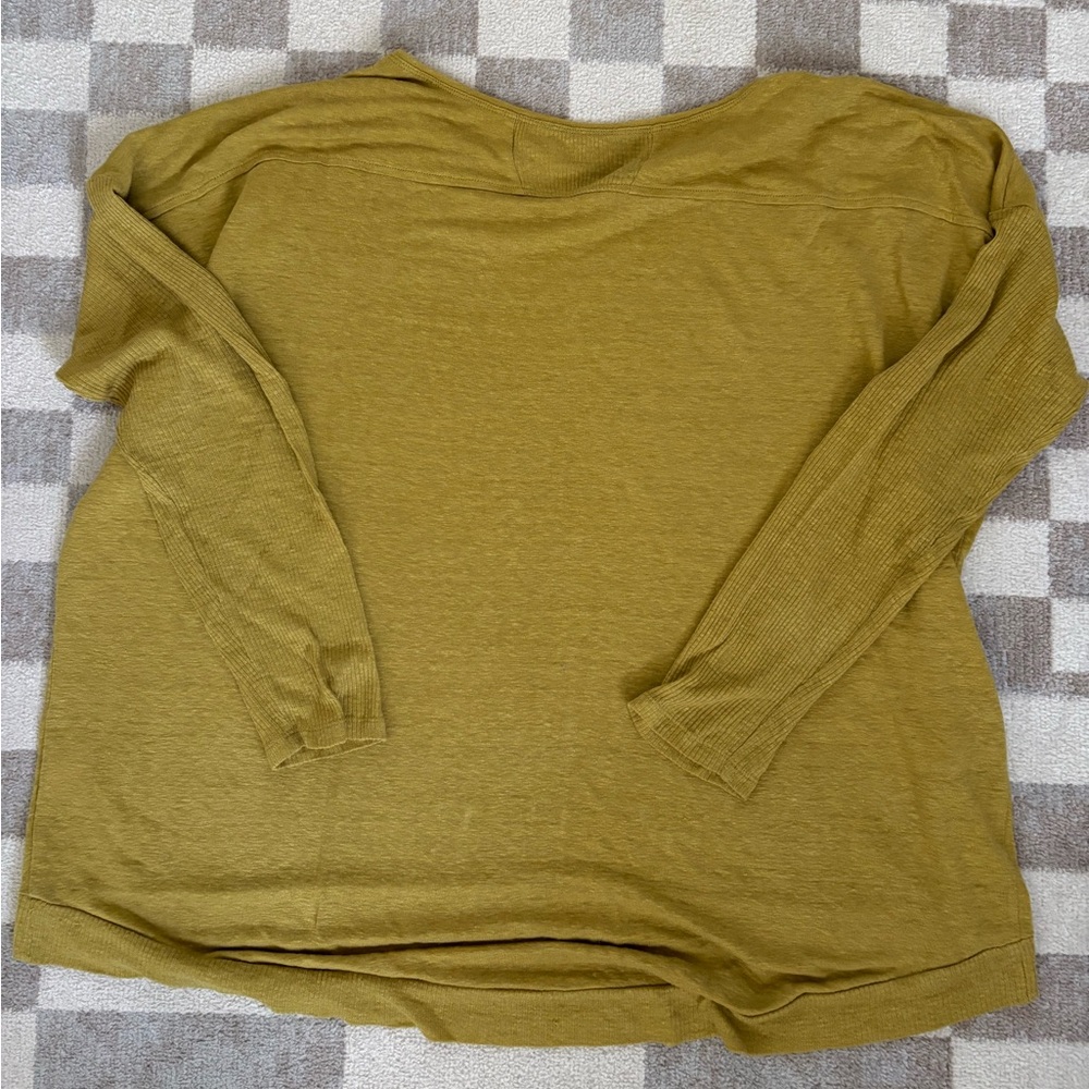 Mustard yellow Long Sleeve Top - Picture 3 of 3